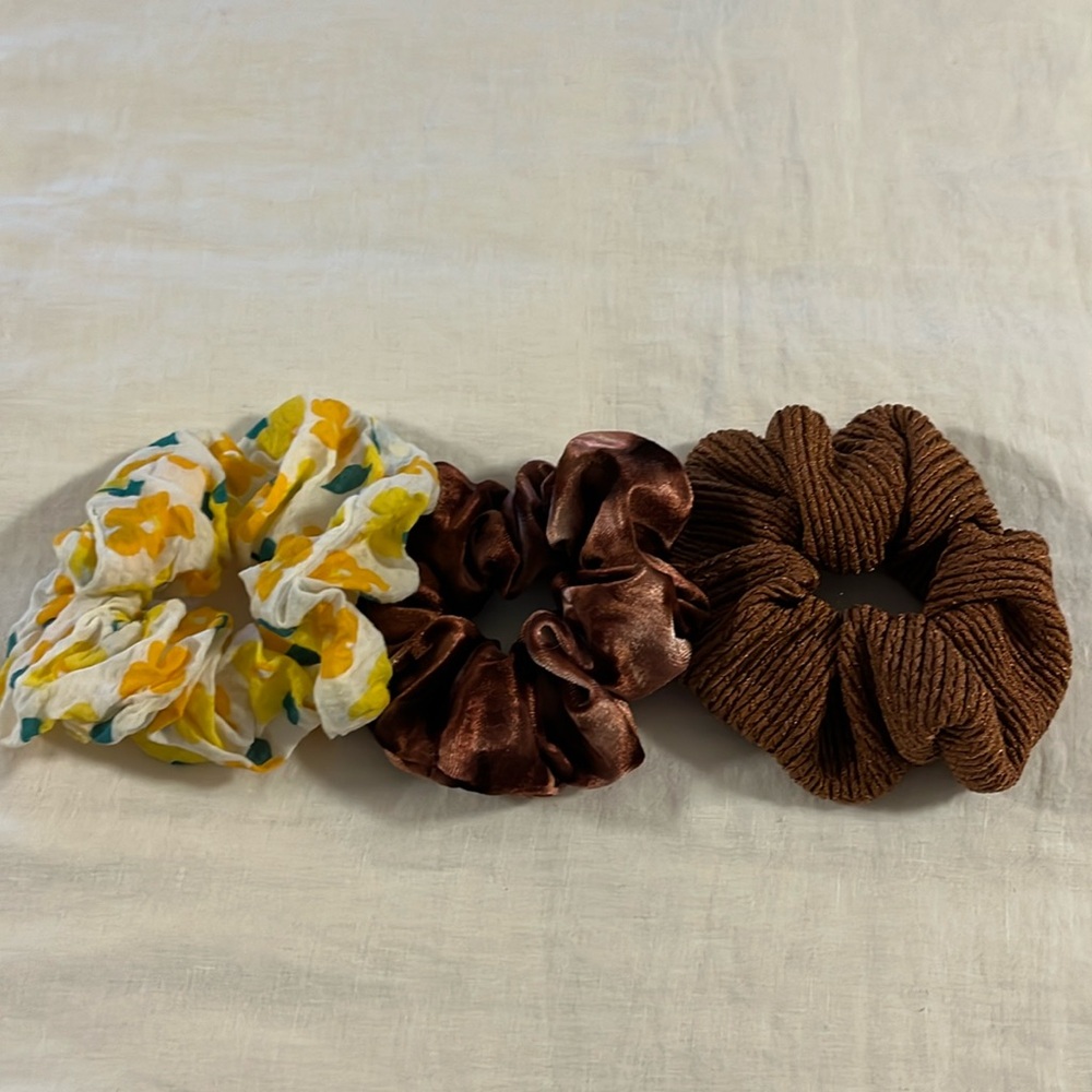 Lot of 3 Target oversized scrunchies